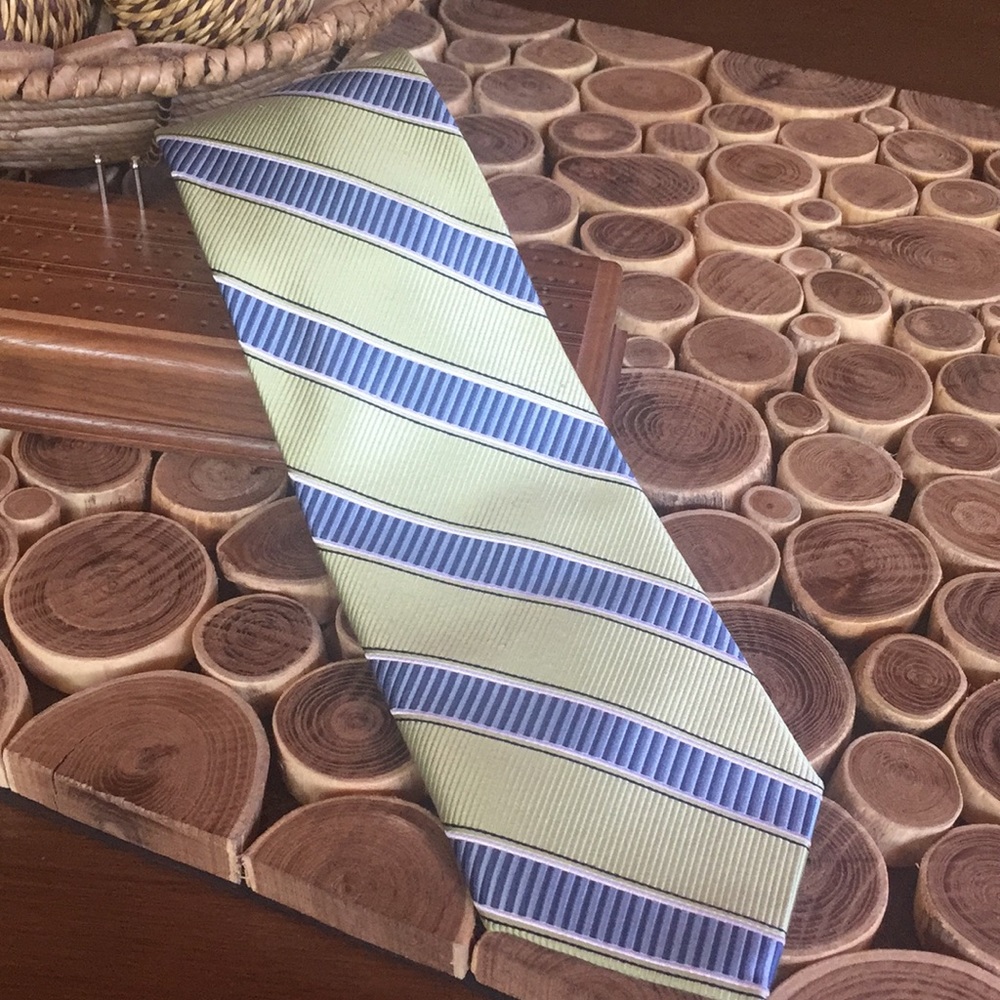 2/$20 Nautica Necktie